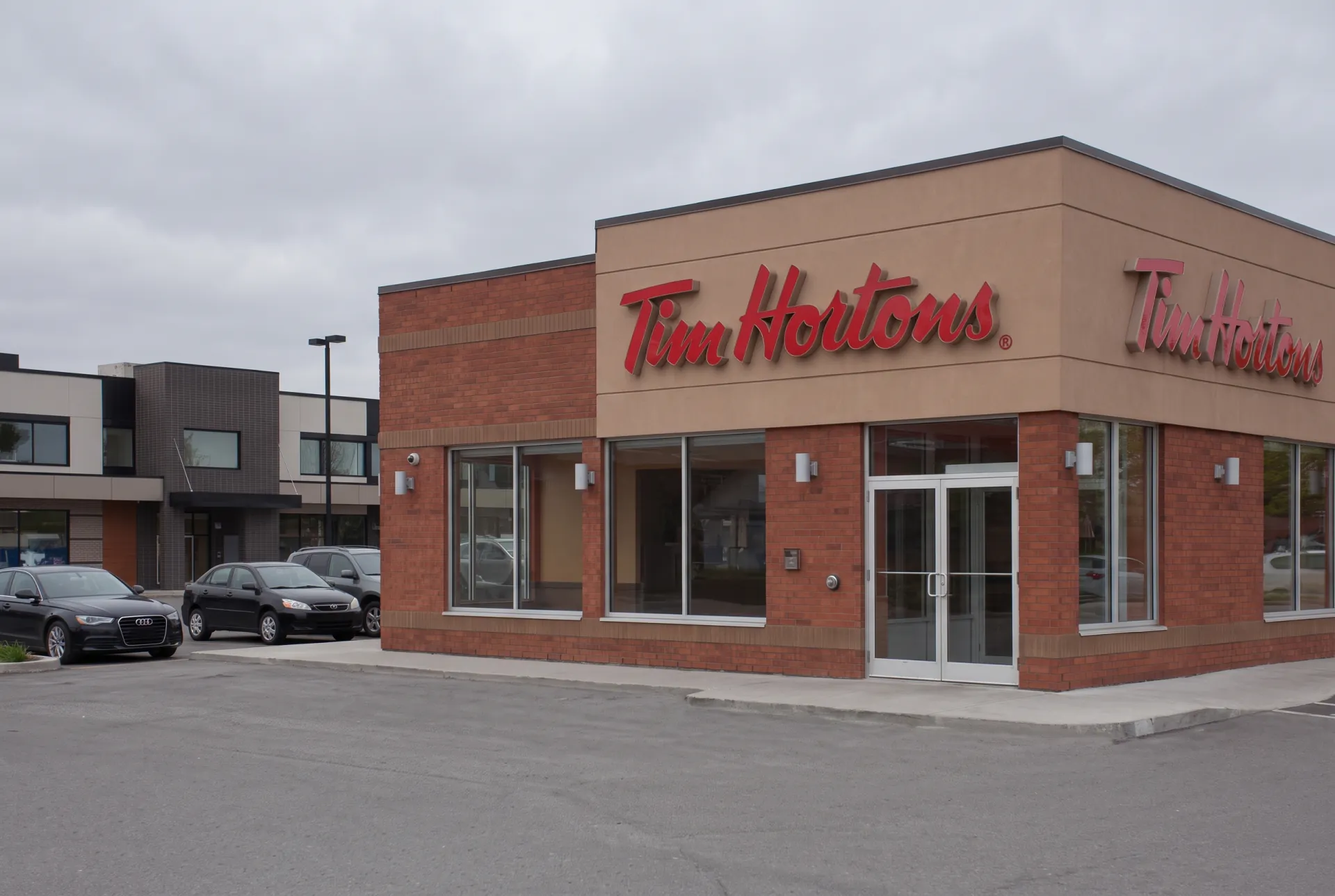 Avant - Tim Hortons, Granby · Estrie