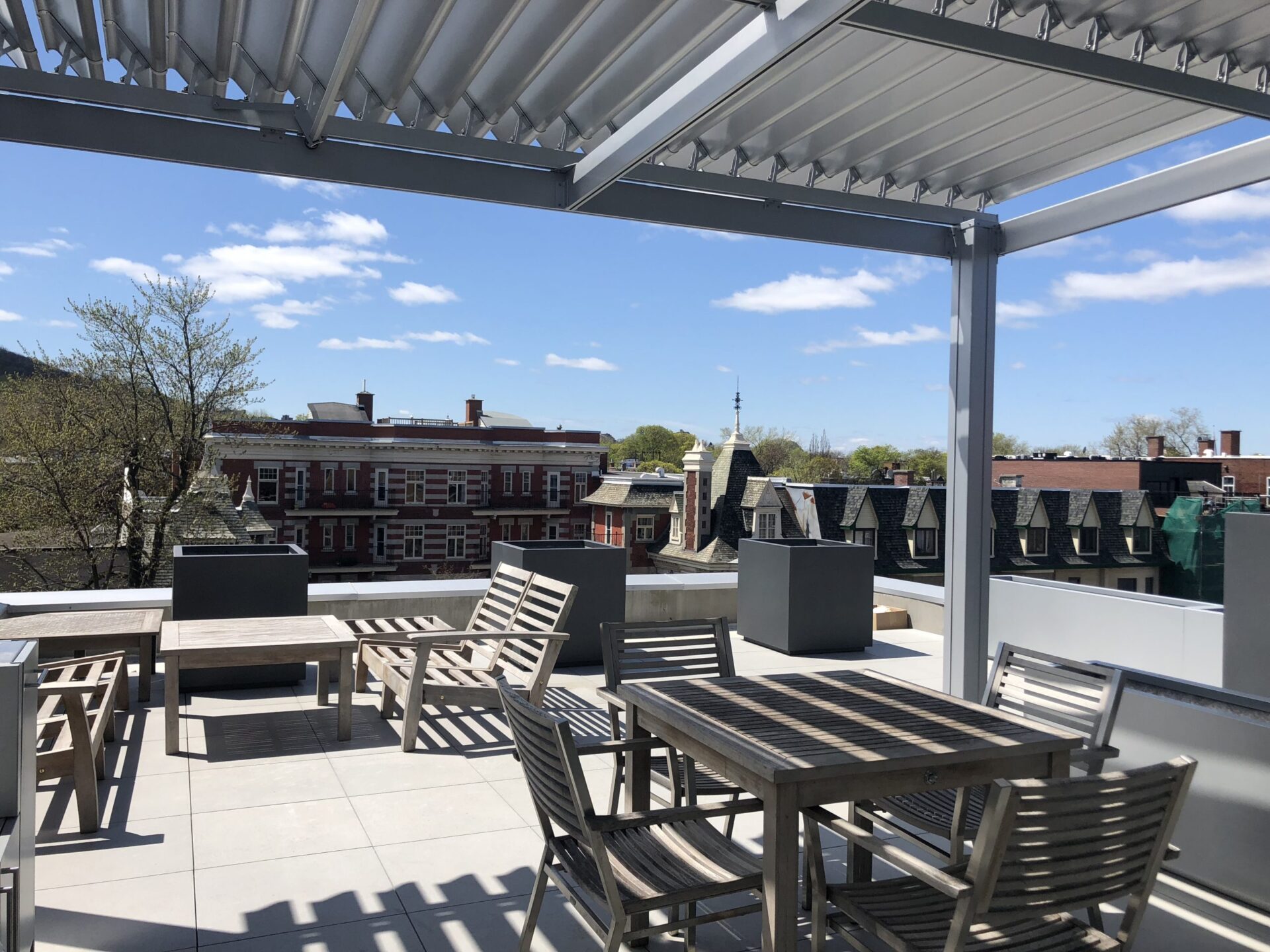 Aluminum pergola, SunLouvre Pergolas on a rooftop terrace-image 0297