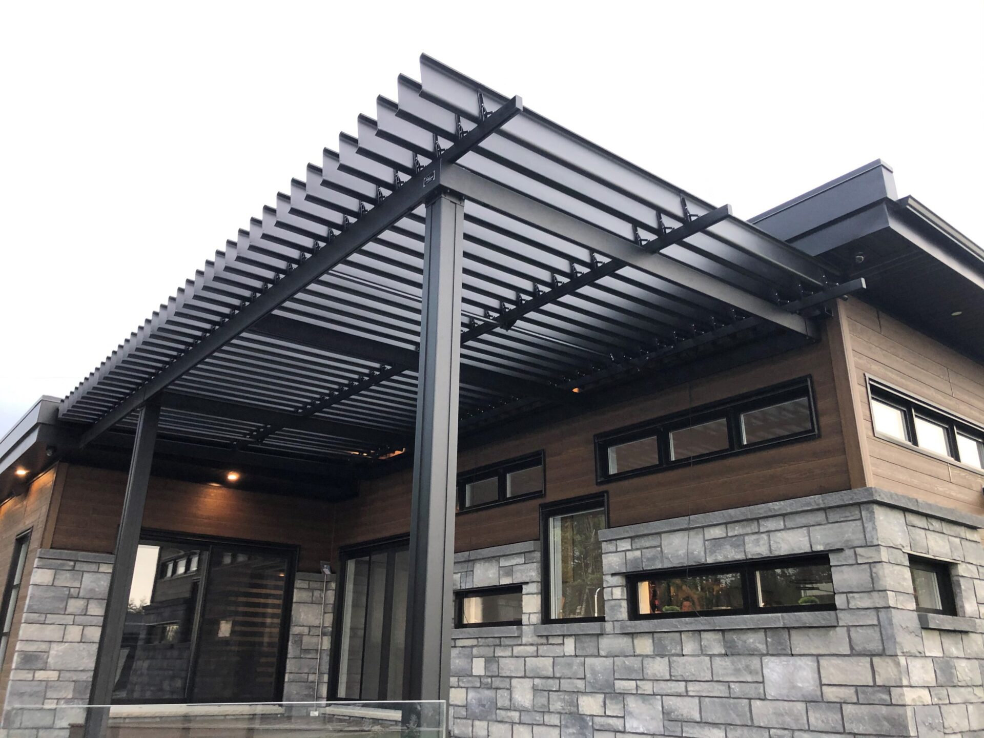sunlouvre-pergolas-aluminum-bioclimatic-2034