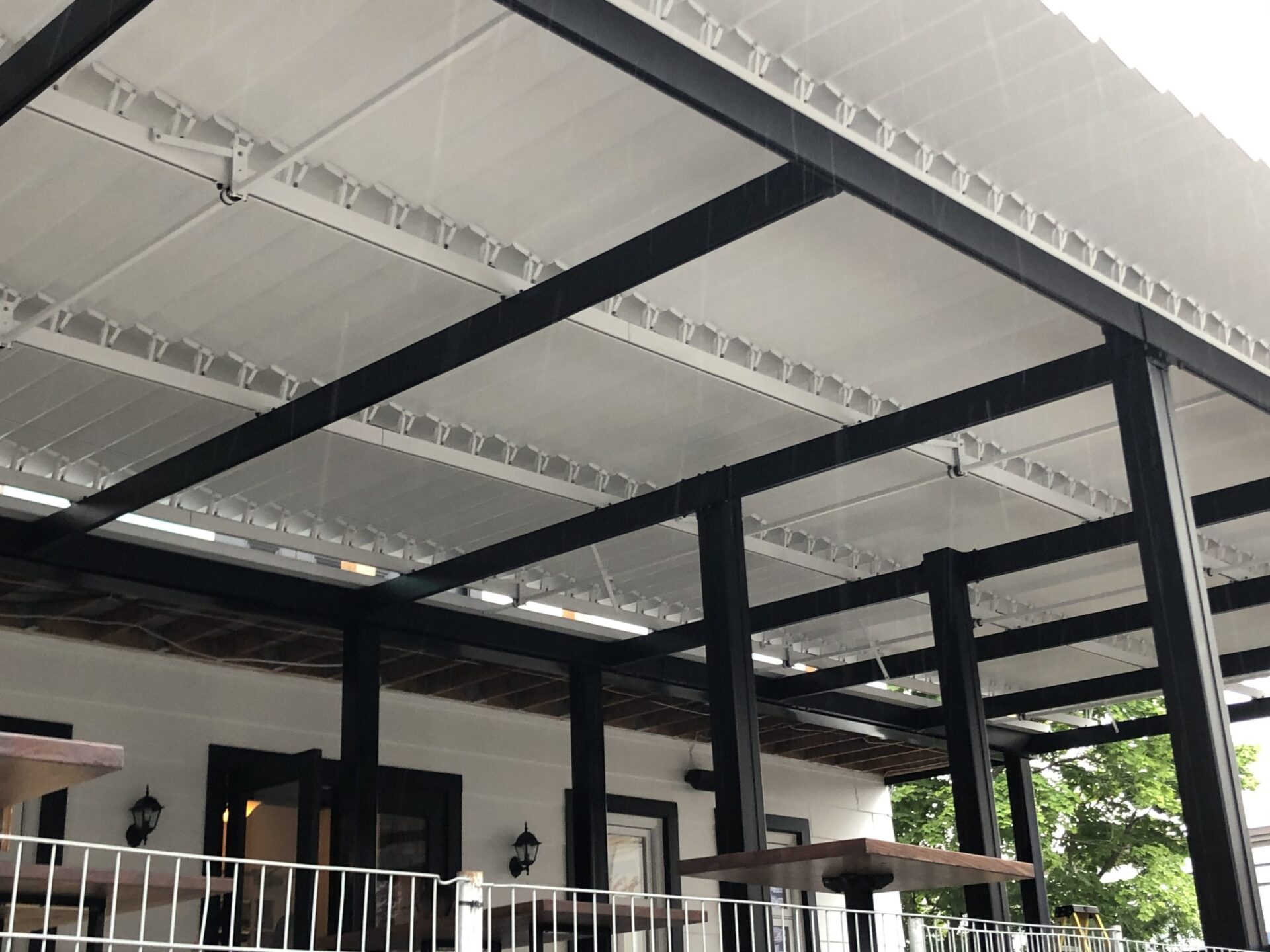 sunlouvre-pergolas-restaurant-chezgermaine-7005