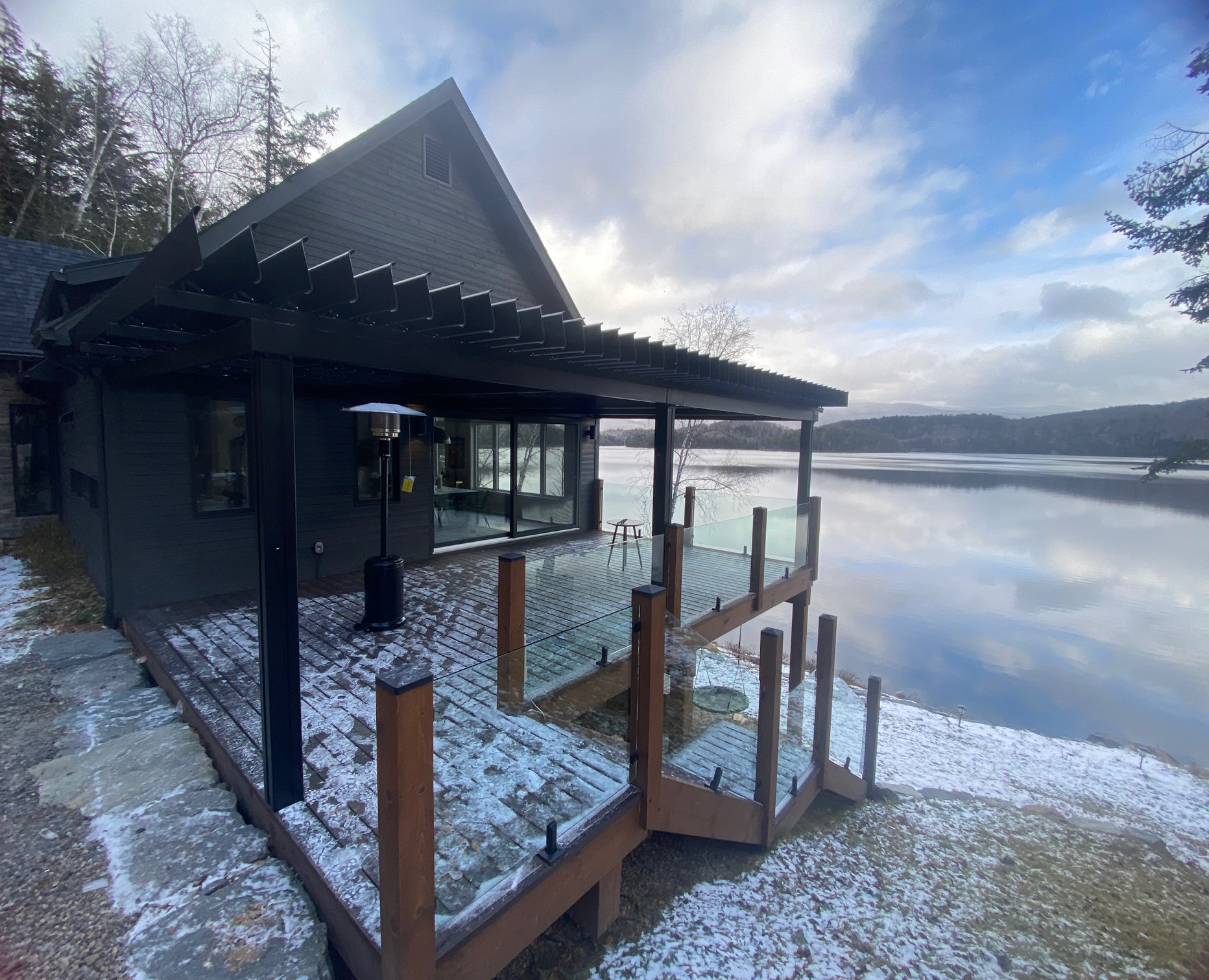 SunLouvre Pergolas - Lake view - image 2058