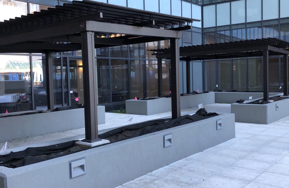 Axiom Condominiums — pergola à Toronto