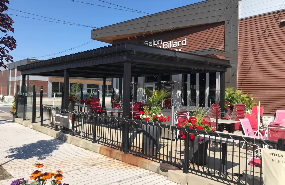Salon du Billard — pergola in Mégantic
