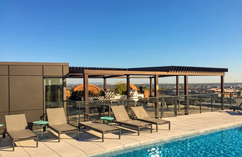 Condos Le Nordelec — pergola à Montréal