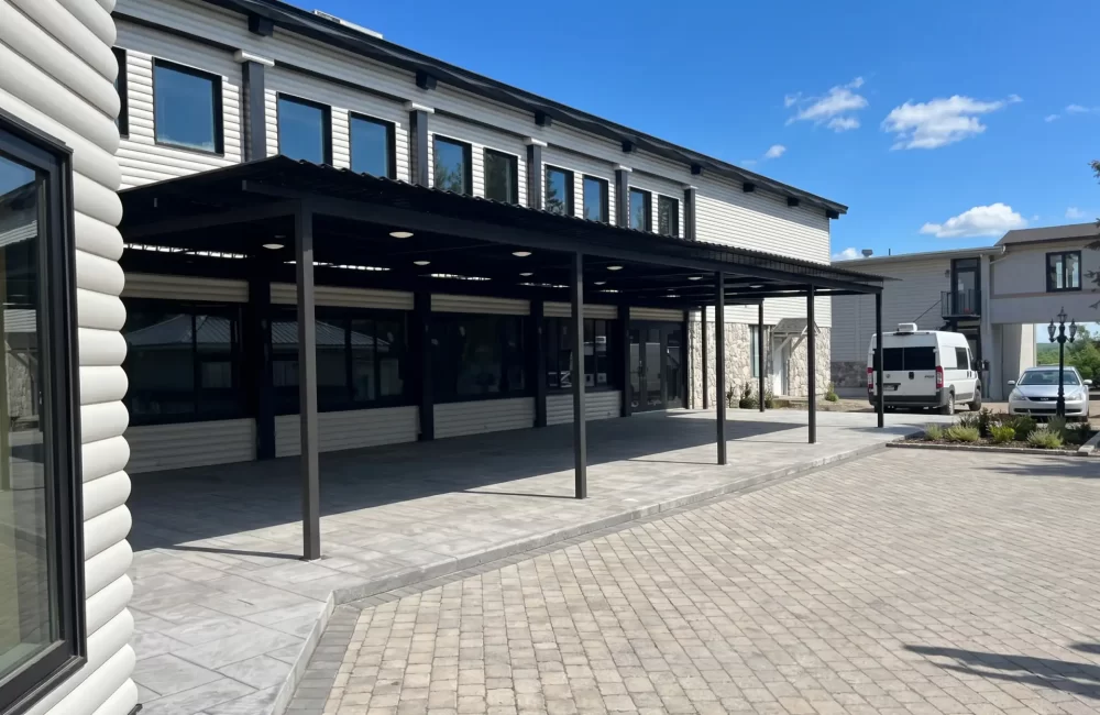 Hôtel Mont Gabriel — pergola in Sainte-Adèle