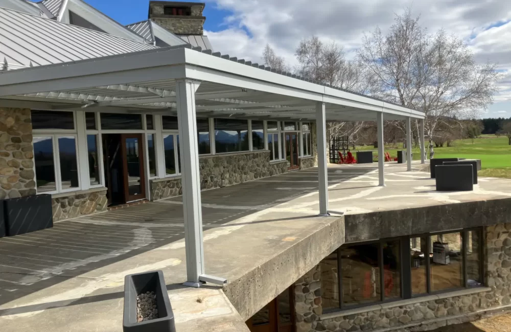 Owl's Head Ski & Golf - Mansonville — pergola à Mansonville