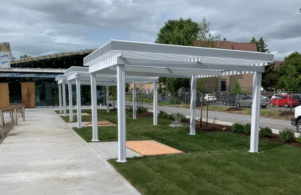Parc Champlain — pergola à Brossard
