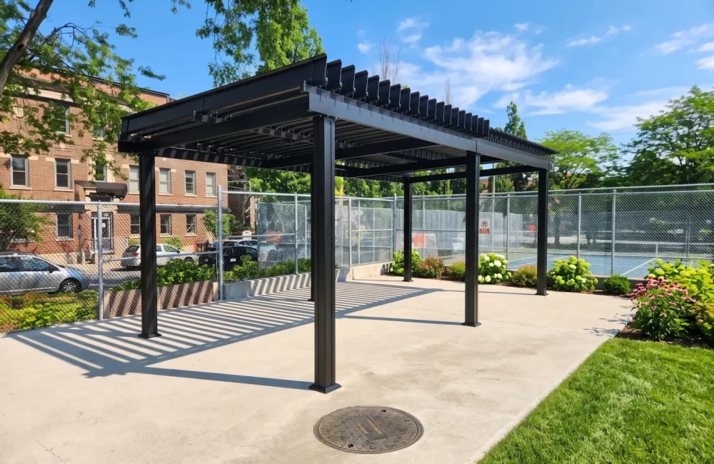Parc Sir-George-Étienne Cartier — pergola à Montréal
