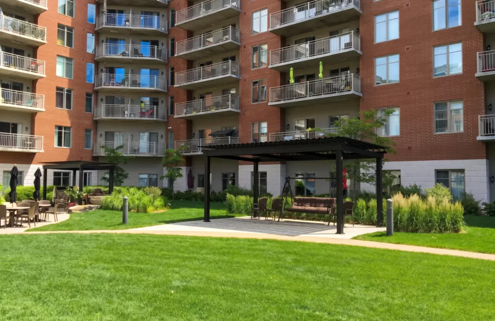 Résidence Place Belvédère — pergola in Trois-Rivières