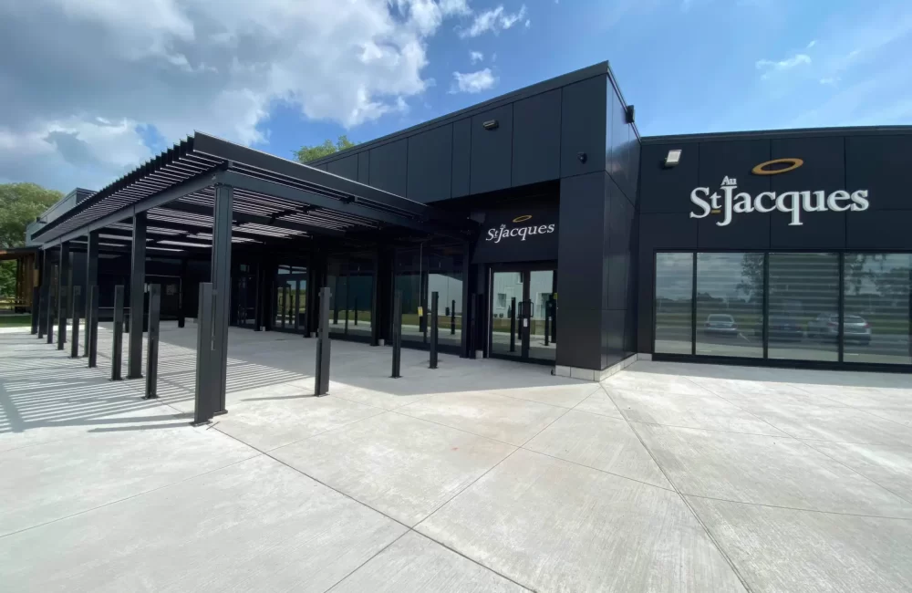 Resto au St-Jacques — pergola à Saint-Jacques