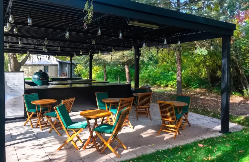 Strom Spa Nordiques Saint-Hilaire — pergola à Mont-Saint-Hilaire