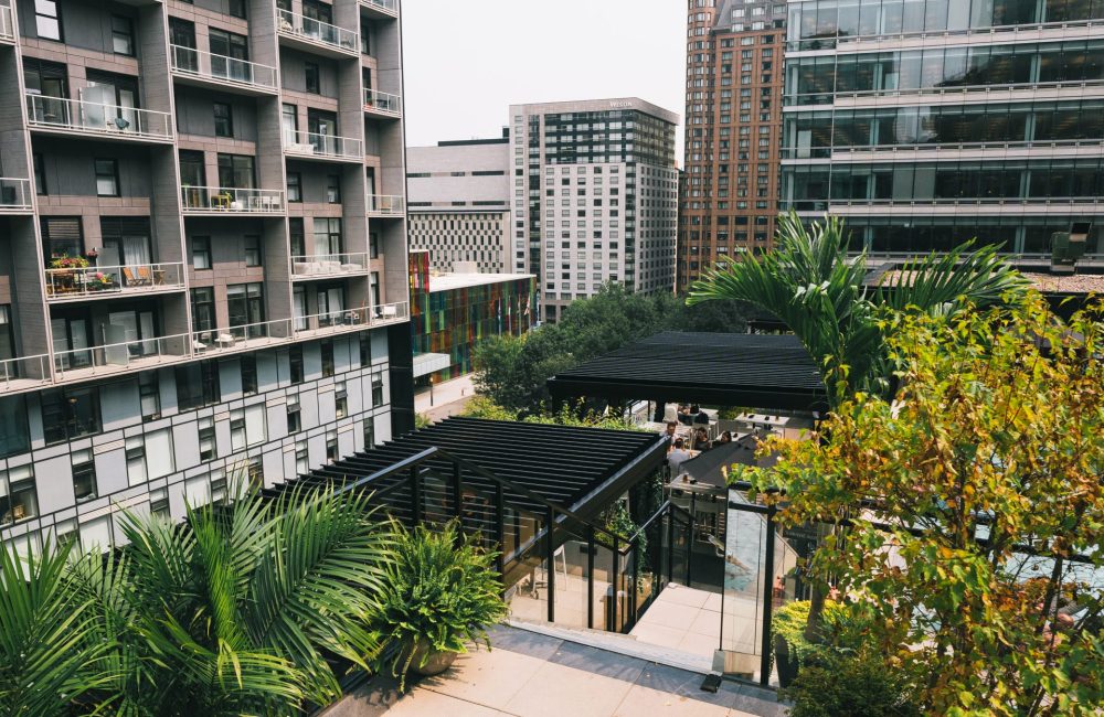 Terrasse Alizé - Humaniti Hotel — pergola à Montréal